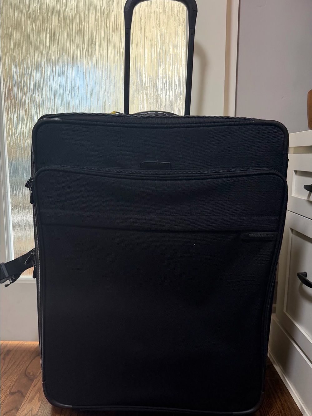 Briggs & Riley Black Rolling Travel Case with Telescoping Handle